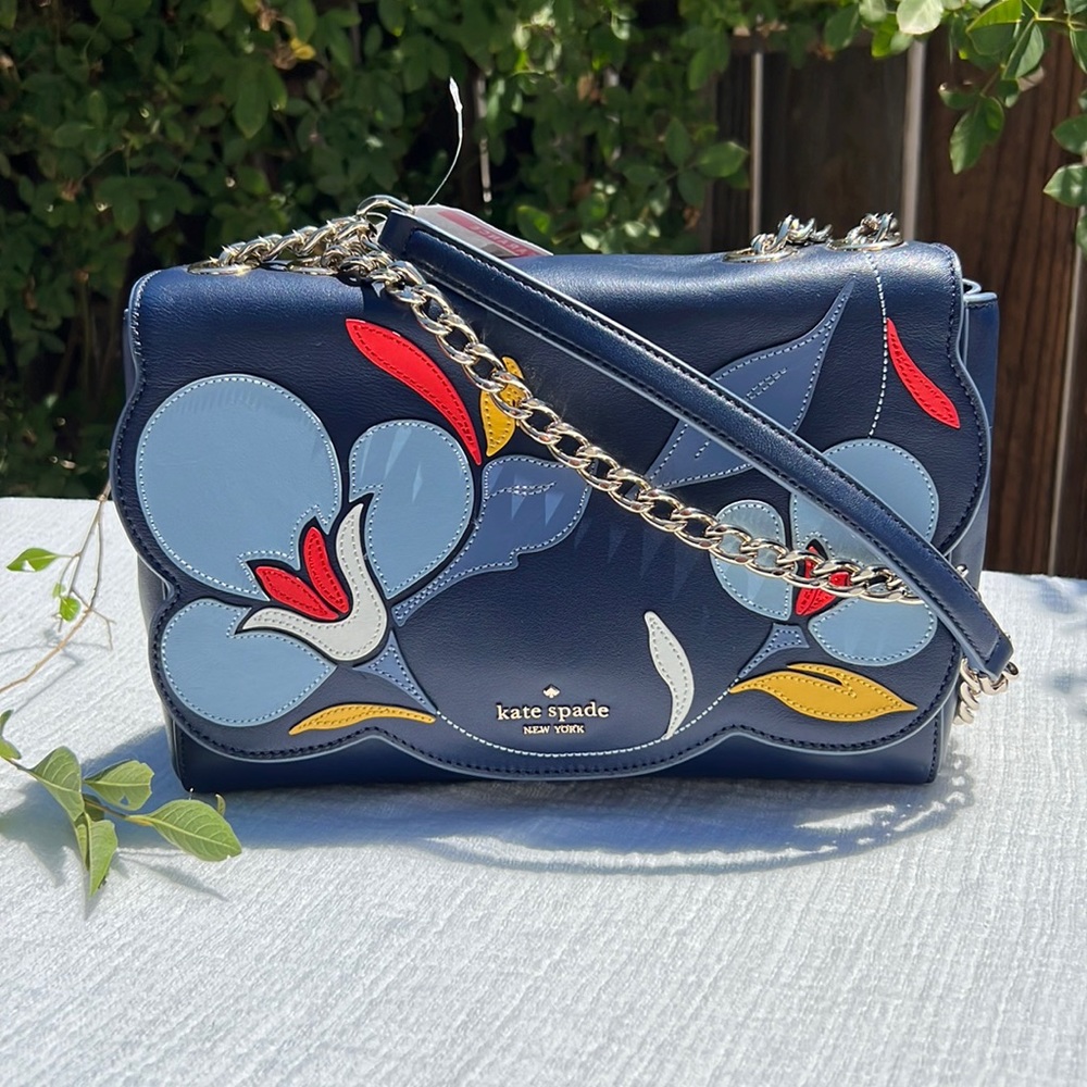 Kate Spade New York. BRIAR LANE FLORAL QUILTED EMELYN SHOULDER BAG đđ - Picture 1 of 16